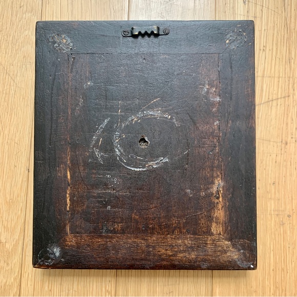 ❌ SOLD ❌ Wood Plaque Key / Necklace Holder - Picture 2 of 3